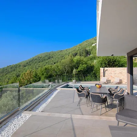 Marmonte, Luksuzna S Bazenom I Pogledom Na Вилла