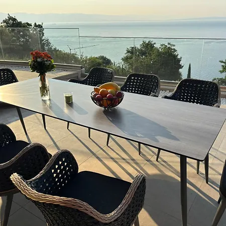 Marmonte, Luksuzna S Bazenom I Pogledom Na * Medveja