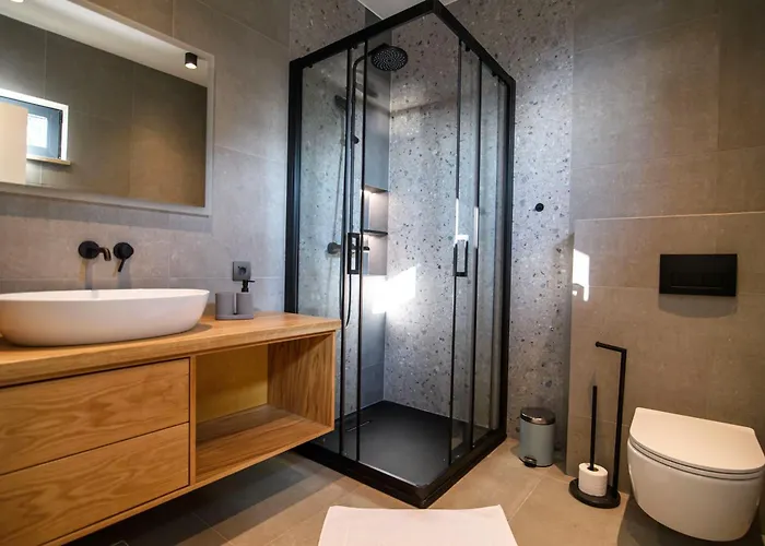 Marmonte, Luksuzna S Bazenom I Pogledom Na *